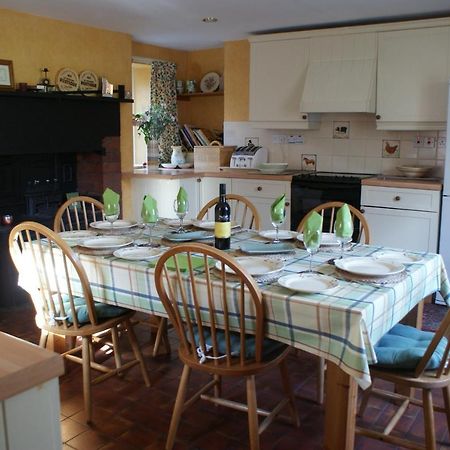 Harleyburn Cottages - Stables And Saddlery Melrose Esterno foto