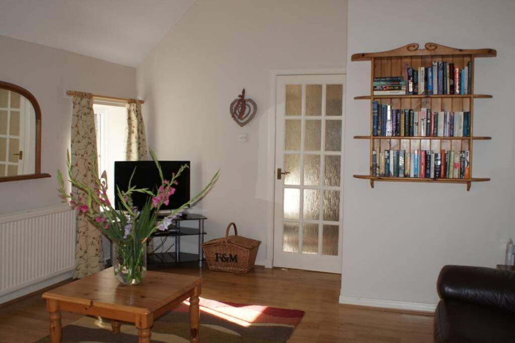 Harleyburn Cottages - Stables And Saddlery Melrose Esterno foto
